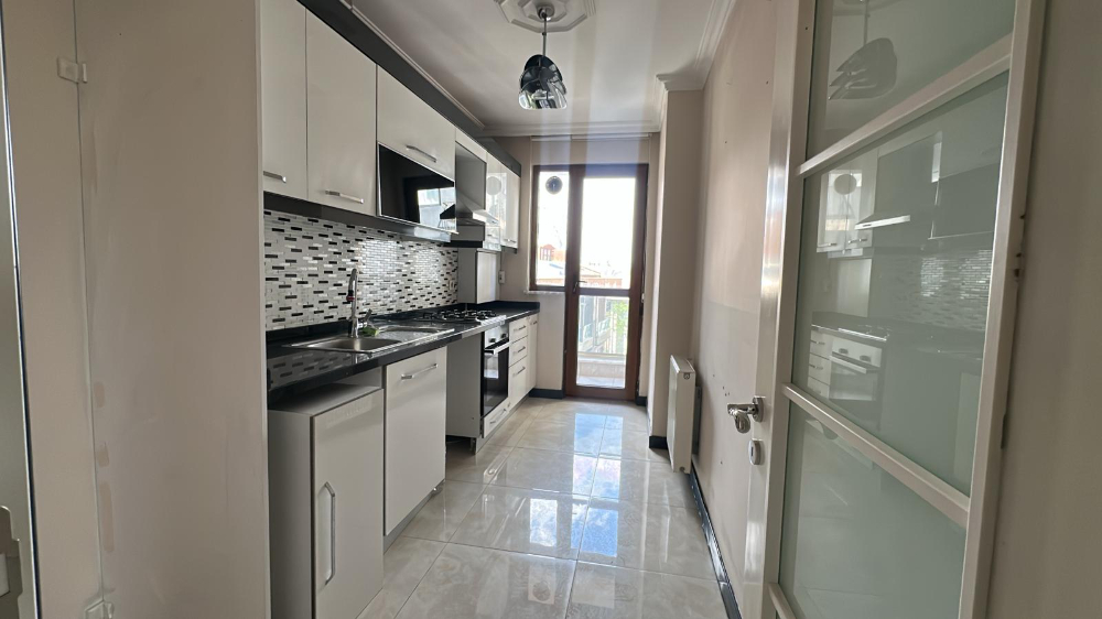 KAĞITHANE BELLEVUE REZİDANS 8.KAT 3 BALKONLU 2+1 KİRALIK DAİRE