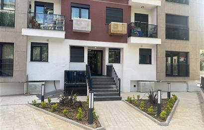 BOSTANCI'DA HAVUZLU GÜVENLİKLİ SİTEDE KİRALIK 2+1