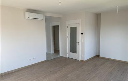 BOSTANCI'DA HAVUZLU GÜVENLİKLİ SİTEDE KİRALIK 2+1