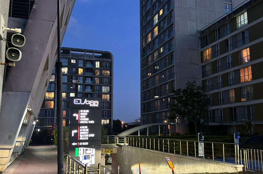 Sancaktepe Evora Park Eşyalı Kullanışlı Manzaralı Lüks 1+0