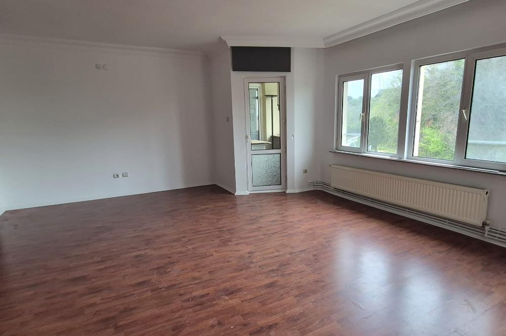 SARIYER YENİ UYUM SİTESİ'NDE BAKIMLI SATILIK ÇATI DUBLEKSİ