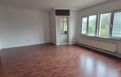 SARIYER YENİ UYUM SİTESİ'NDE BAKIMLI SATILIK ÇATI DUBLEKSİ