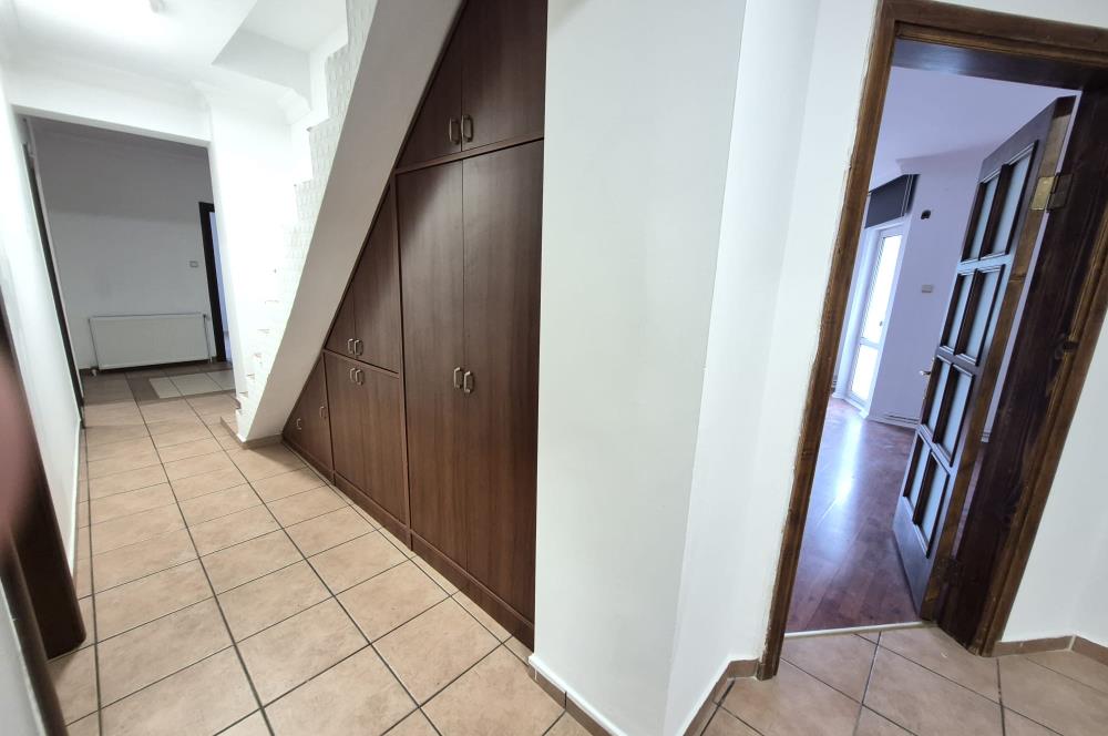 SARIYER YENİ UYUM SİTESİ'NDE BAKIMLI SATILIK ÇATI DUBLEKSİ