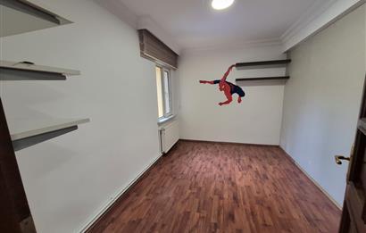 SARIYER YENİ UYUM SİTESİ'NDE BAKIMLI SATILIK ÇATI DUBLEKSİ