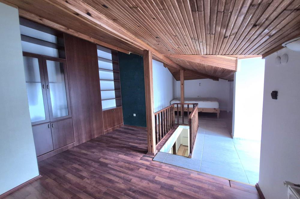 SARIYER YENİ UYUM SİTESİ'NDE BAKIMLI SATILIK ÇATI DUBLEKSİ