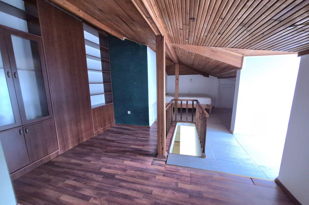 SARIYER YENİ UYUM SİTESİ'NDE BAKIMLI SATILIK ÇATI DUBLEKSİ