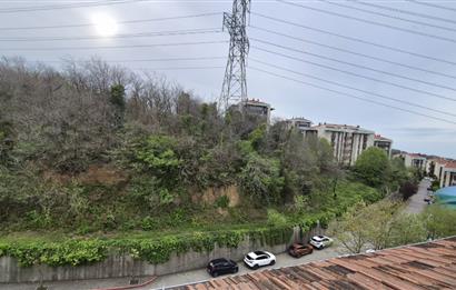 SARIYER YENİ UYUM SİTESİ'NDE BAKIMLI SATILIK ÇATI DUBLEKSİ