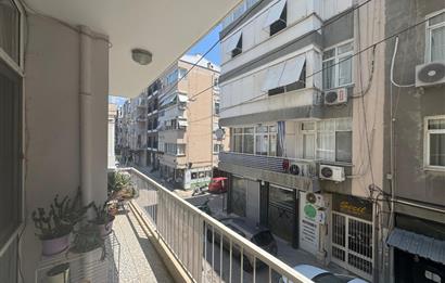 Karşıyaka Bahariye Mahallesinde Satılık 3+1 Daire