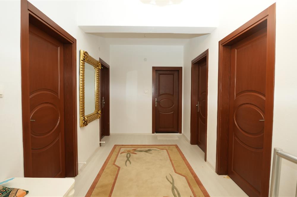 C21 Cius;Sahile 70 Metre Mesafede Deniz Manzaralı 5+2 Müstakil Villa