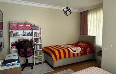 AVCILAR AMBARLI MERKEZDE DENİZ MANZARALI SATILIK 3+1 DAİRE