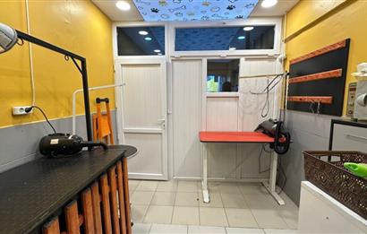 AVCILAR AMBARLI MERKEZDE İŞLEK KONUMDA SATILIK DÜKKAN