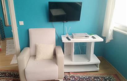 CENTURY21 WEST'TEN ÇAMLIK TERAS SİT.HAVUZLU EŞYALI 1+1 KİRALIK