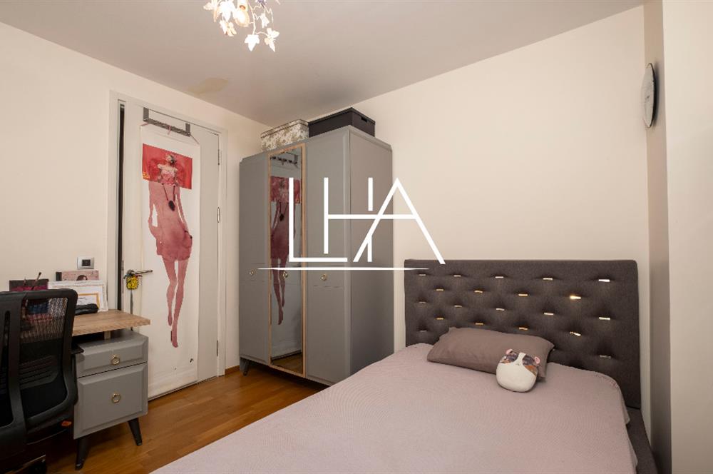 KEMERLIFE 21 SİTESİ'NDE GENİŞ TERASLI VE BALKONLU SATILIK DAİRE