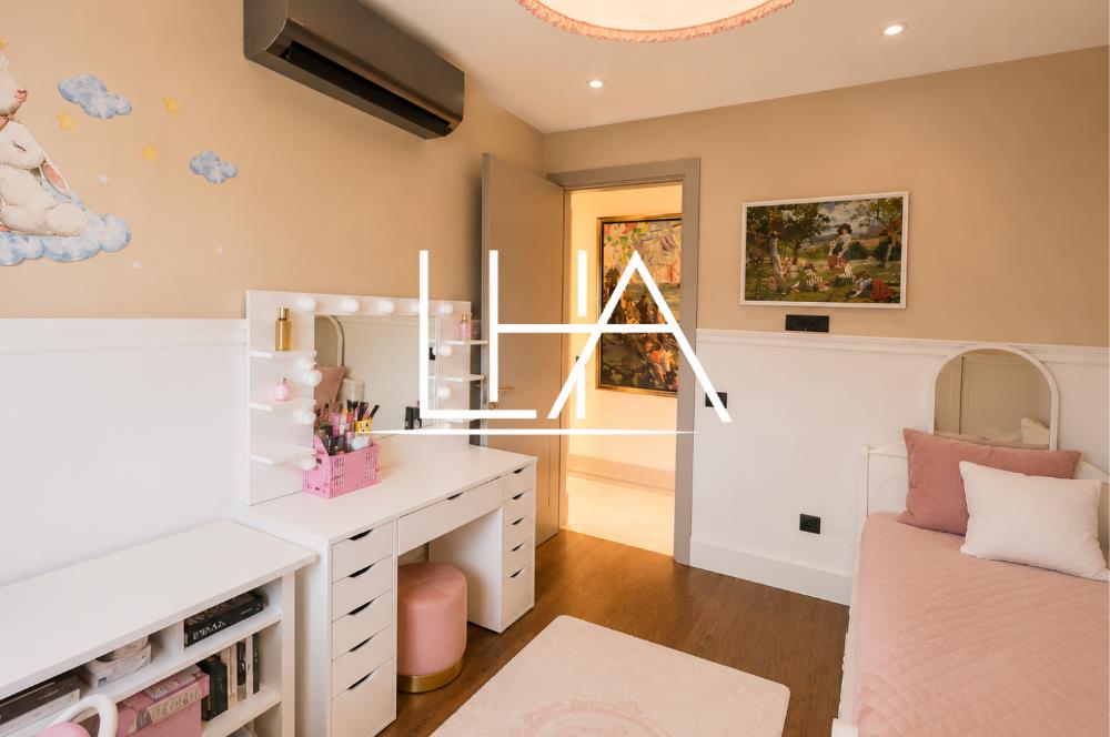 C21'DEN KEMERLIFE 21'DE CADDE CEPHENİN EN GÜZEL KONUMLU DAİRESİ