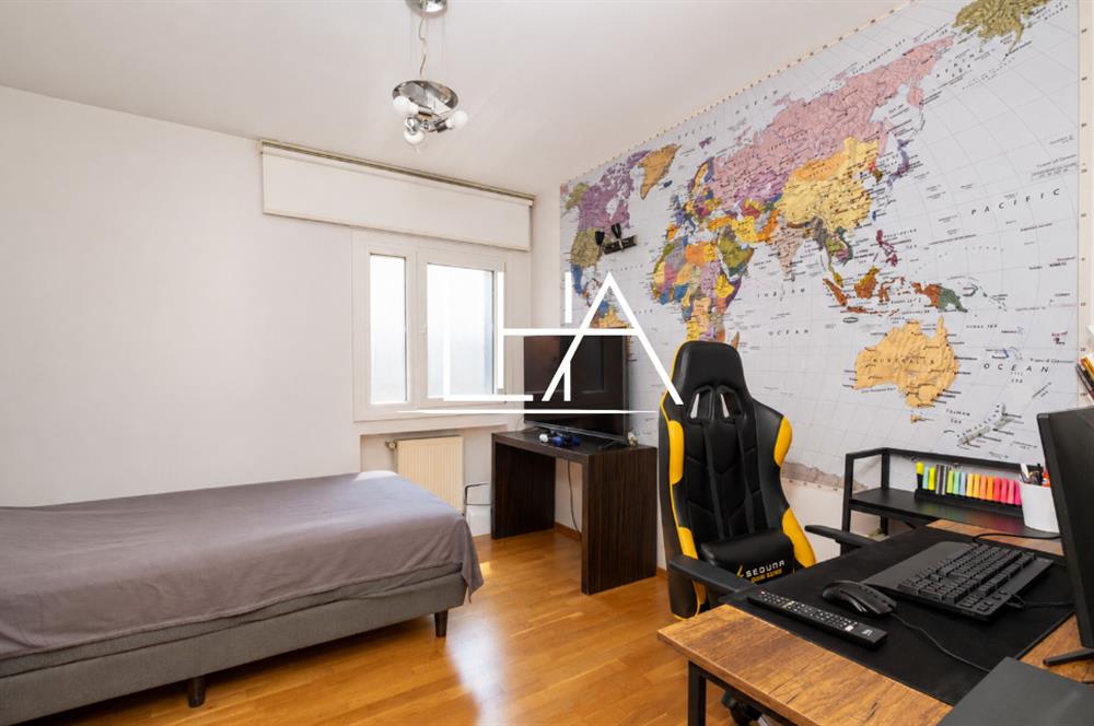 KEMERLIFE 21 SİTESİ'NDE GENİŞ TERASLI VE BALKONLU SATILIK DAİRE