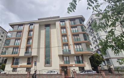ŞERİFALİ AKDAĞ CADDESİNDE GENİŞ KULLANIŞLI 2+1 DAİRE