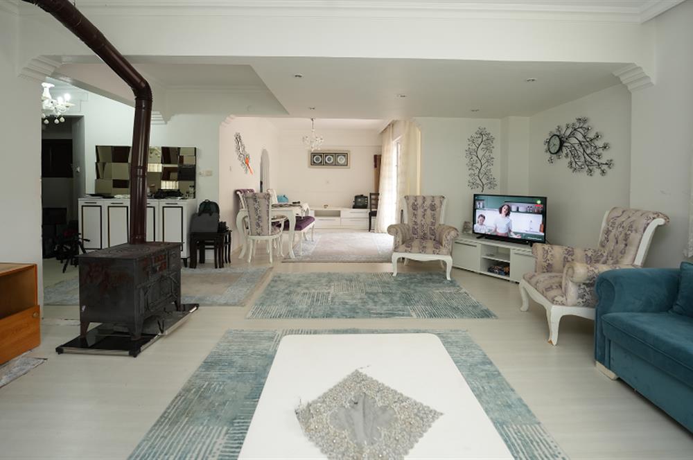 C21 Cius;Sahile 70 Metre Mesafede Deniz Manzaralı 5+2 Müstakil Villa