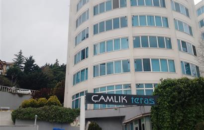 CENTURY21 WEST'TEN ÇAMLIK TERAS SİT.HAVUZLU EŞYALI 1+1 KİRALIK