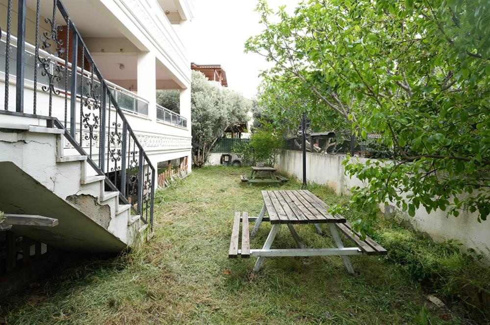 C21 Cius;Sahile 70 Metre Mesafede Deniz Manzaralı 5+2 Müstakil Villa