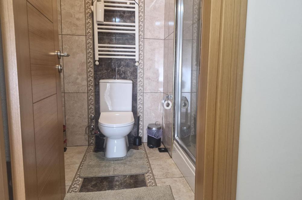 ŞERİFALİ AKDAĞ CADDESİNDE GENİŞ KULLANIŞLI 2+1 DAİRE