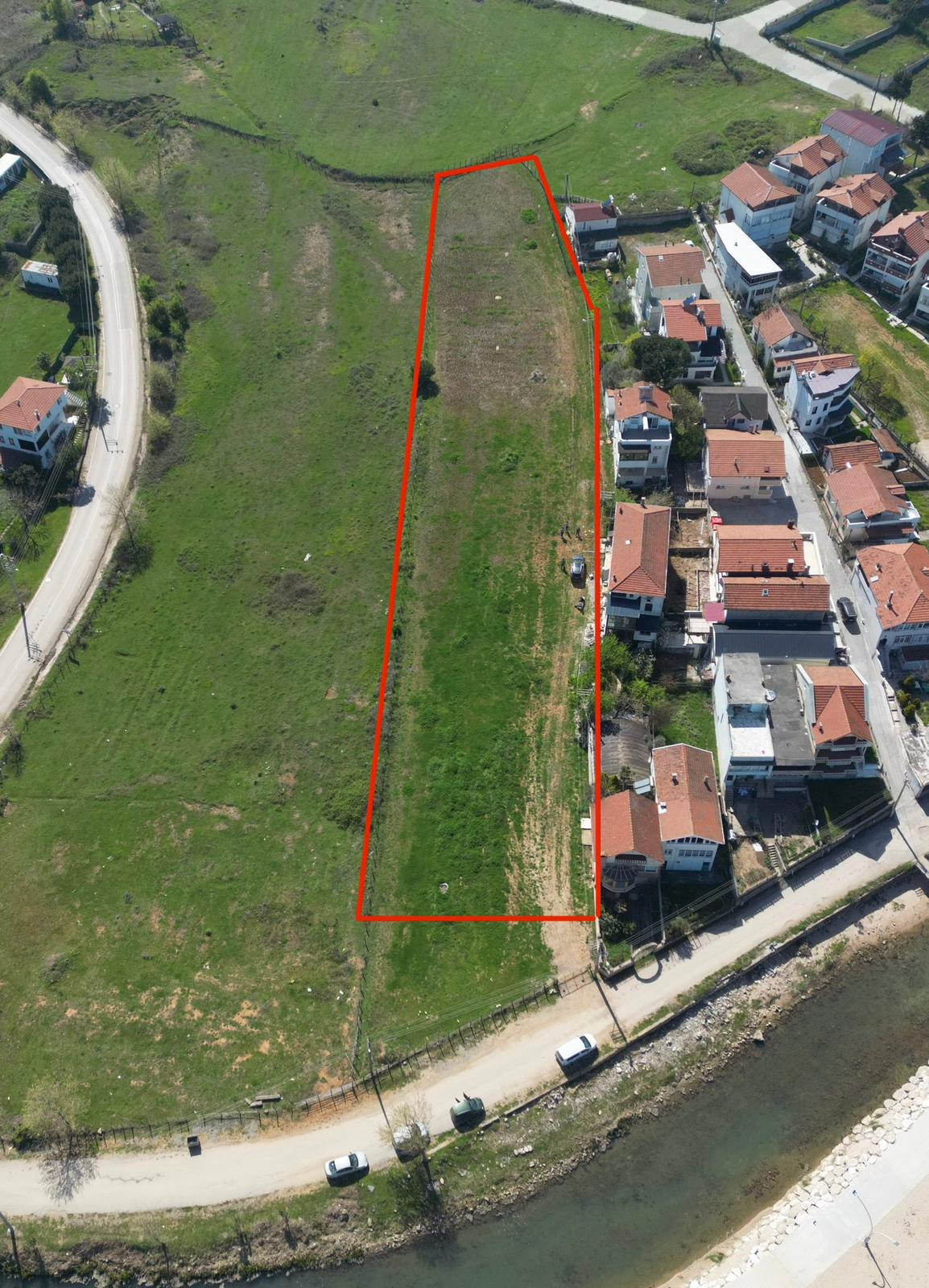KANDIRA BAĞIRGANLI DA DENİZ MANZARALI SATILIK ARSA