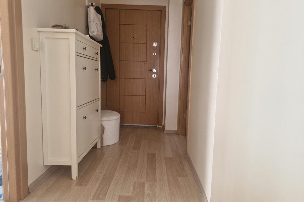 ŞERİFALİ AKDAĞ CADDESİNDE GENİŞ KULLANIŞLI 2+1 DAİRE