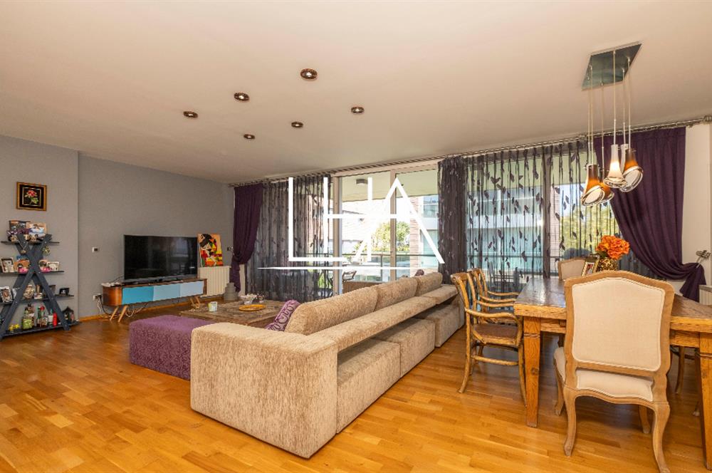 KEMERLIFE 21 SİTESİ'NDE GENİŞ TERASLI VE BALKONLU SATILIK DAİRE