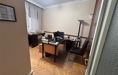 Halaskargazi Cadde üzeri satılık ofis