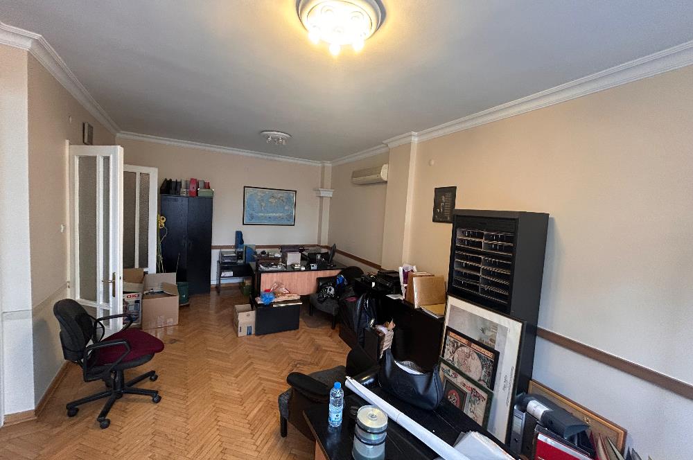 Halaskargazi Cadde üzeri satılık ofis