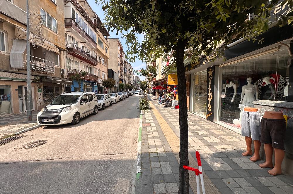 C21 Cius; Bursa Gemlikte Caddeye Cephe Satılık Dükkan