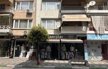 C21 Cius; Bursa Gemlikte Caddeye Cephe Satılık Dükkan