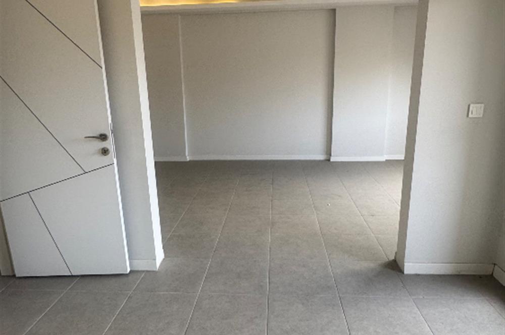 Demirel Caddesinde Satılık Daire