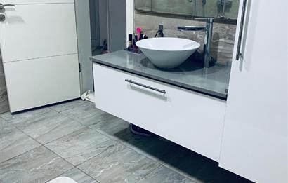 Kumbahçe'de Deniz ve Kale Manzaralı, Eşyalı 3+1 Dubleks Kiralık