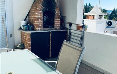 Kumbahçe'de Deniz ve Kale Manzaralı, Eşyalı 3+1 Dubleks Kiralık