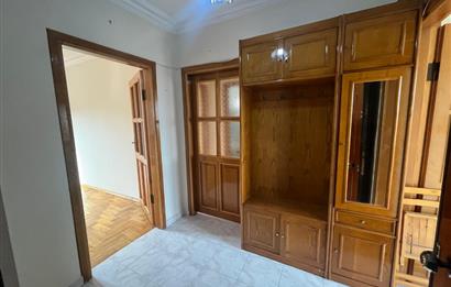 ACIBADEM İKBALİYE'DE NEZİH SOKAKTA 2+1 KİRALIK DAİRE