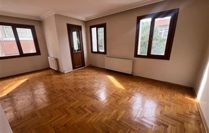 ACIBADEM İKBALİYE'DE NEZİH SOKAKTA 2+1 KİRALIK DAİRE