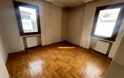 ACIBADEM İKBALİYE'DE NEZİH SOKAKTA 2+1 KİRALIK DAİRE
