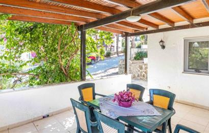 Gündoğan'da Begonviller içinde 3+1 Kiralık Villa