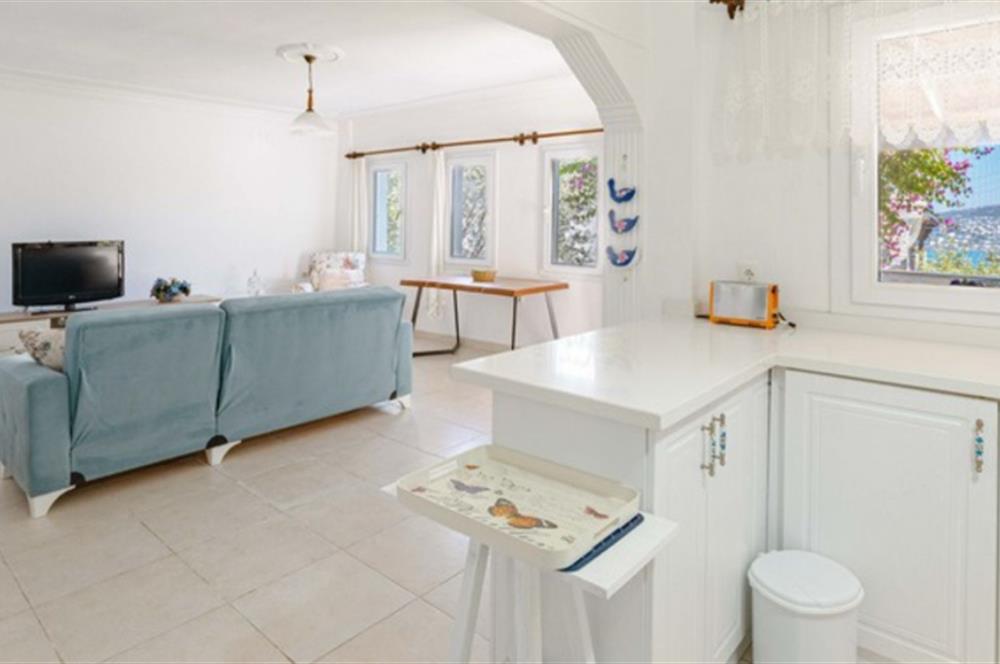Gündoğan'da Begonviller içinde 3+1 Kiralık Villa