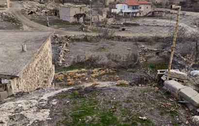 NEVŞEHİR GÜMÜŞKENT'TE YATIRIMLIK 139 M2 KÖYİÇİ İMARLI ARSA