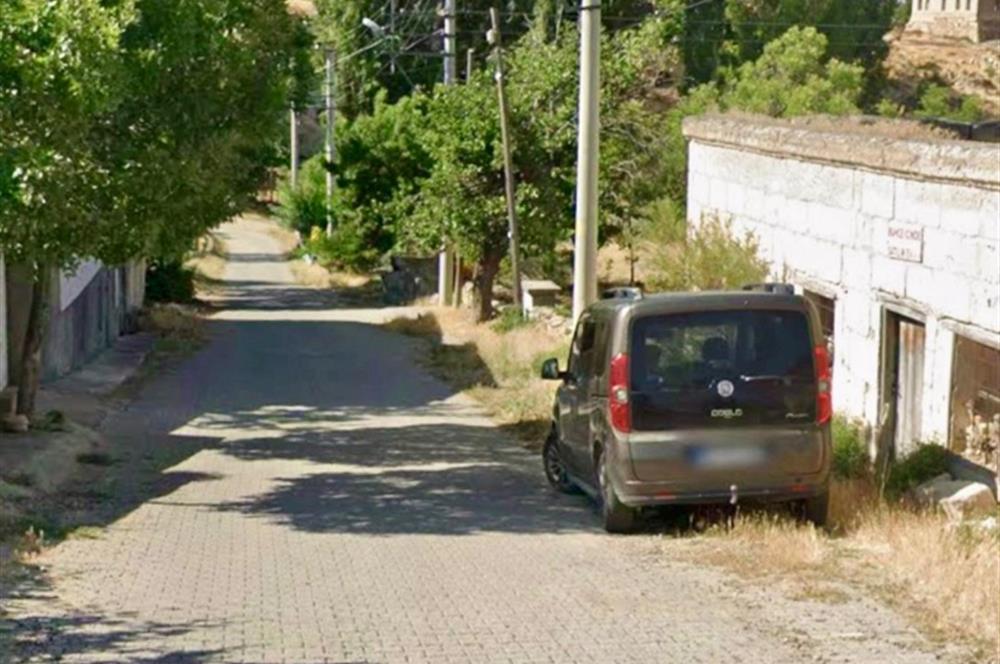 NEVŞEHİR GÜMÜŞKENT'TE YATIRIMLIK 139 M2 KÖYİÇİ İMARLI ARSA