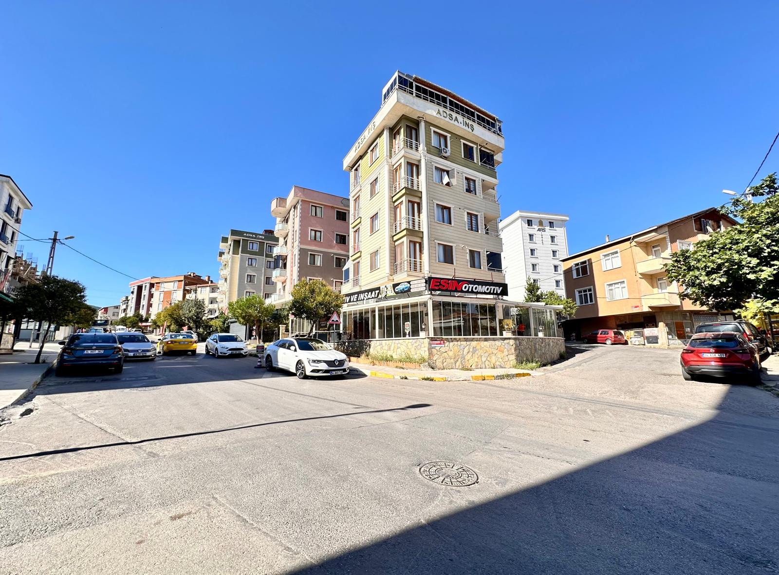 PENDİK ŞEYHLİDE CADDE ÜZERİ 3 KATLI 440m2 SATILIK TABELA DEĞERİ