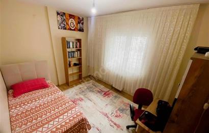 Pendik Zümrüt Sitesi'nde Satılık Geniş 3+1 Daire