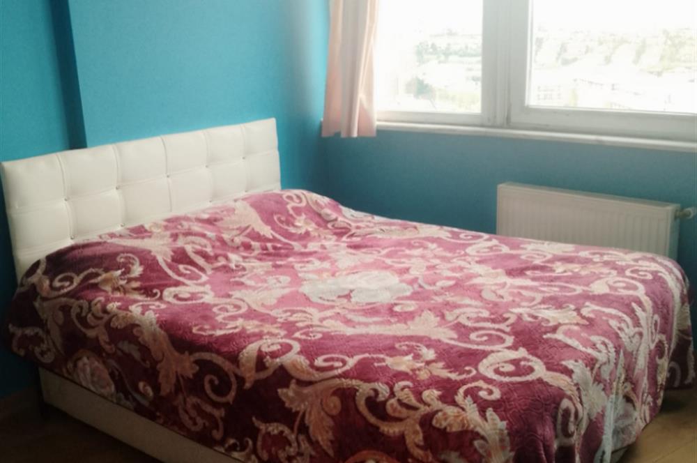 CENTURY21 WEST'TEN ÇAMLIK TERAS SİT.HAVUZLU EŞYALI 1+1 KİRALIK
