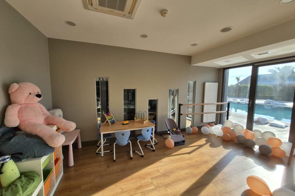 Terrace Vadi Sitesi'nde Kiralık 3+1 Çatı Dubleksi