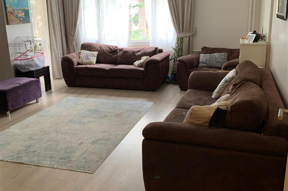 ACIBADEM GÜVENLİKLİ SİTE İÇİNDE MERKEZİ LOKASYONDA SATILIK 3+1 ARA KAT DAİRE