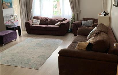 ACIBADEM GÜVENLİKLİ SİTE İÇİNDE MERKEZİ LOKASYONDA SATILIK 3+1 ARA KAT DAİRE