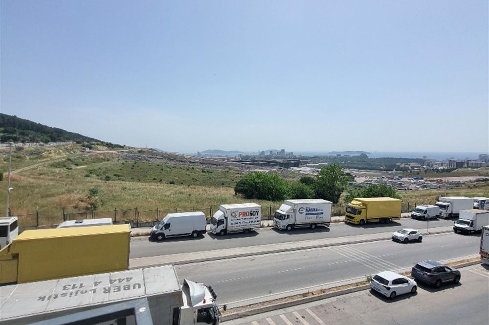 Adalar ve Orman Manzaralı Yeni Binada Kiralık 2+1