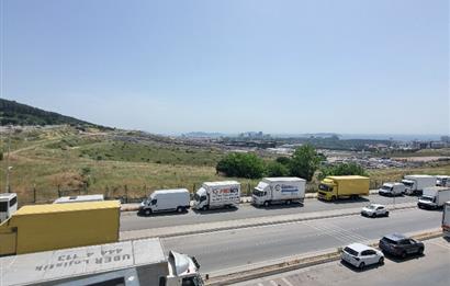 Adalar ve Orman Manzaralı Yeni Binada Kiralık 2+1