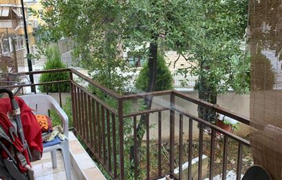 ACIBADEM GÜVENLİKLİ SİTE İÇİNDE MERKEZİ LOKASYONDA SATILIK 3+1 ARA KAT DAİRE